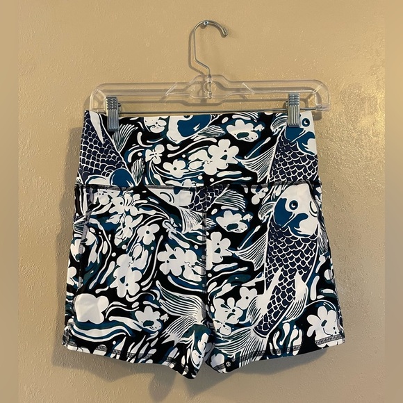 NWOT Free People Movement Never Better Printed Run Shorts sz XS - Picture 2 of 6